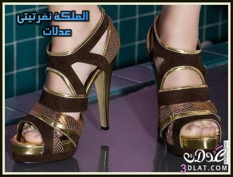 صنادل نسائيه2025,أحذية جديدة كعب عالي ,صنادل سوارية 2025