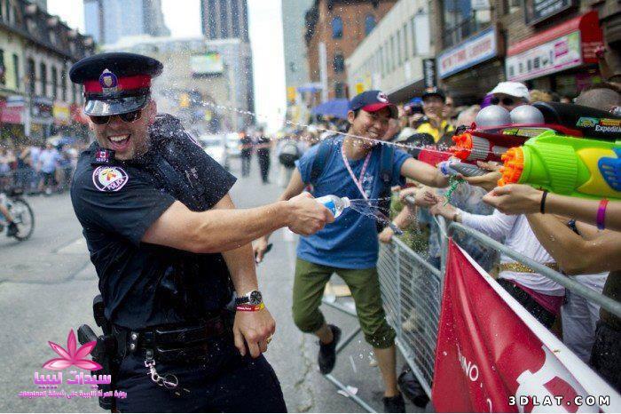 رد الشرطة الكندية على مظاهرات كندا السلمية!!!!!