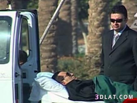 محاكمة مبارك.. محامٍ يجهش بالبكاء.. وآخر يبدأ مرافعته بـ"يحكى أن"