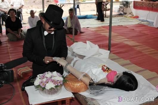 تايلندي يتزوج من صديقته المتوفية
