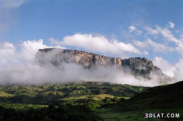 اكبر قمة جبلية مسطحة في العالم - جبل رورايما