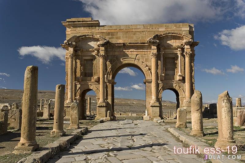 المدينة الاثرية الرومانية تيمقاد بباتنة ..الجزائر