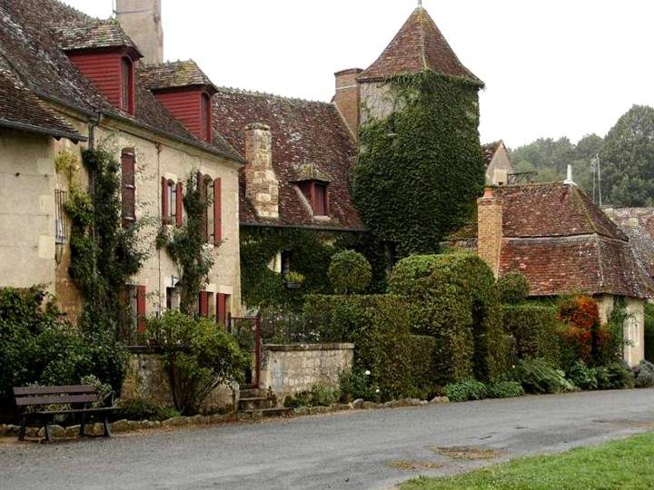 القرى الفرنسية