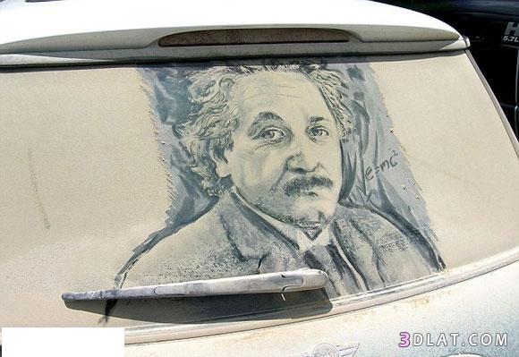فن الرسم على السيارات المتسخه