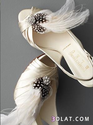 احذية للعروسة مزينة بالريش
