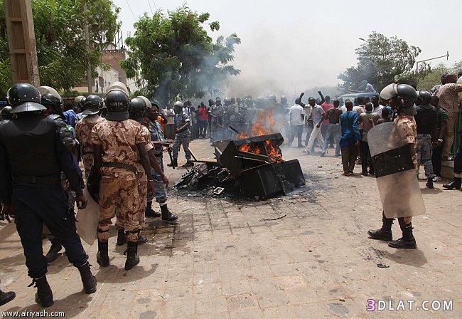 مالي تشهد موجة عنيفة من الاضطرابات بعد الانقلاب العسكري الشهر الماضي