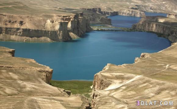 بحيرات تخطف الأبصار وسط جبال أفغانستان الوعرة!!