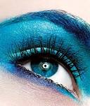مكياج عيون _مكياج باللون الازرق