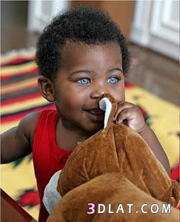 أجمل عيون فى الكون لطفل أفريقى ..سبحان الله