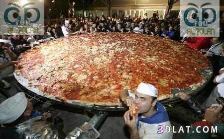 اكبر بيتزا فى العالم