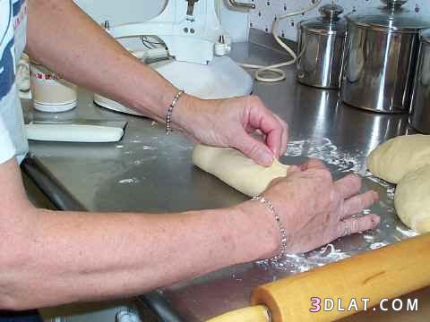 طريقة جديدة لعمل خبز التوست , شرح بالصور عمل خبز التوست 2024 , عمل خبز التوست 20