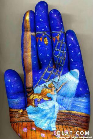 فنانة روسية ترسم لوحات فنية رائعة على كف اليد