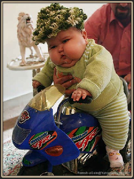 غرائب الدنيا - صور طفل ايراني وزنه 20 كيلو جرام - غرائب الدنيا