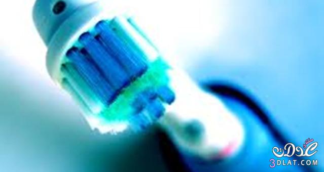 فرشاة أسنان ألكترونية ثلاثية الأبعاد للتنظيف في 6 ثوان