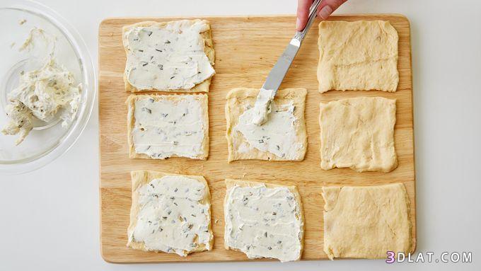 لفائف السوسيس بالجبن بالصور طريقة عمل لفائف السوسيس بالجبن بالصور