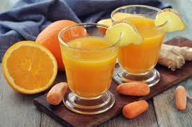 عصير البرتقال و الجزر و الجنزبيل فيتامين مكس لرفع المناعة