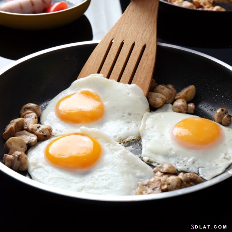 طرق متنوعة لطهي البيض، طريقة قلي بيض العيون ،البيض المخفوق ،البيض المخفوق