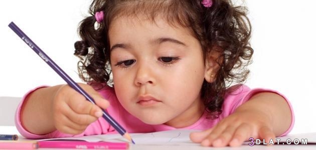 كيف تعلم طفلك القراءة والكتابة السليمة