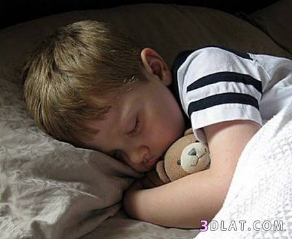 عدد ساعات النوم الكافية لطفلك أثناء الدراسة
