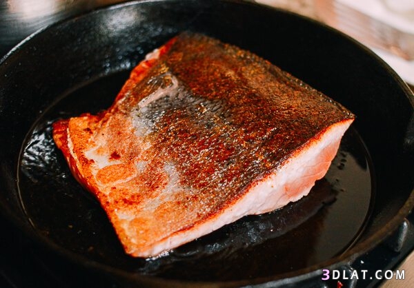 سباغيتي سمك السلمون وصلصة البيستو بالصور ، طريقه عمل سباغيتي سمك السلمون وص