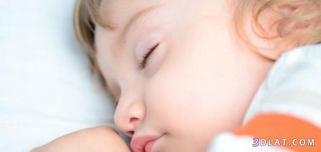 كيف أجعل طفلي ينام بشكل متواصل,تنظيم نوم الطفل ليلاً