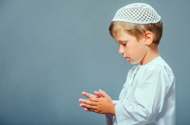 قصة عادل والصلاة، قصة للاطفال لتحبيب الاطفال في الصلاة