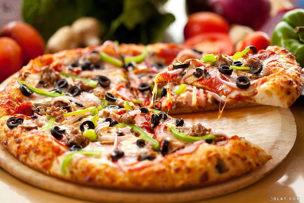 اسهل طرق لعمل عجينة البيتزا 2024,مقادير عجينة البيتزا الهشة منال العالم2024