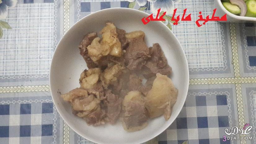 صينية الكوسة باللحمة مع الأرز بالشعرية من مطبخ مايا على