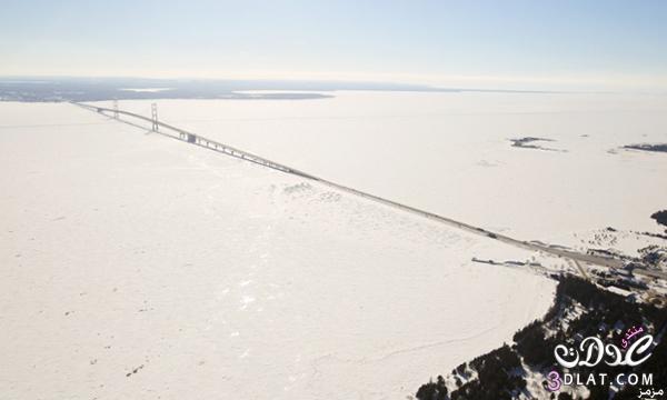 صور: كهوف طبيعية من الجليد في البحيرات العظمى بأمريكا