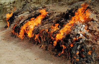 "جبل النار" أسطورة أذربيجان التي لا تنطفئ