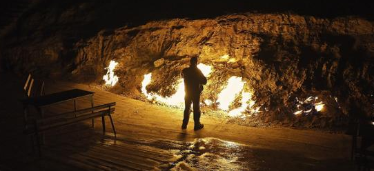 "جبل النار" أسطورة أذربيجان التي لا تنطفئ