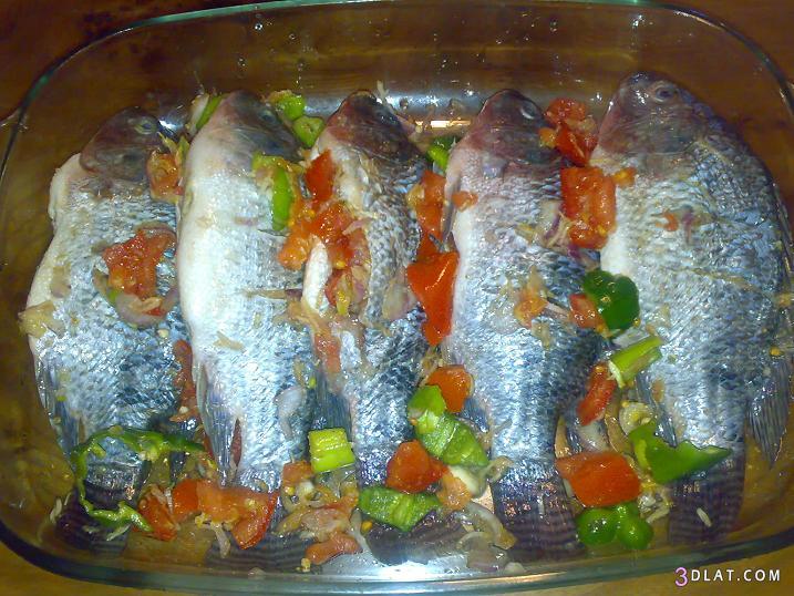 صينيةالسمك المشوى , طريقة تحضير صنية السمك البلطى المشوى فى الفرن من مطبخ محبه ل