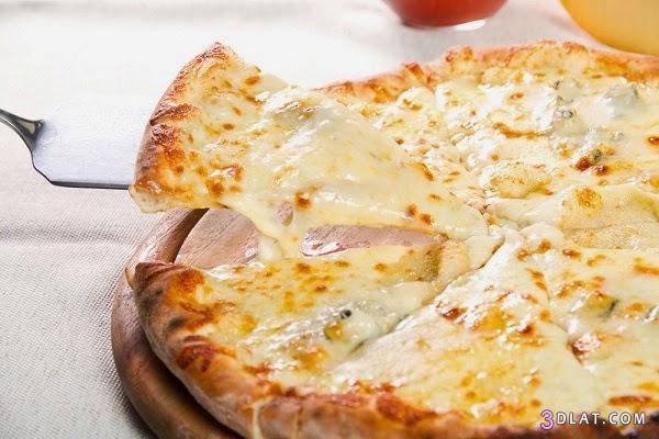 طريقة سريعة لتحضير بيتزا الجبنة اللذيذة