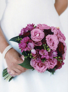 بوكيهات ورد للعروس,أجمل باقات الورود لعروس متألقه وجذابه 2024