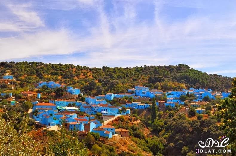هل تعرفون القرية الزرقاء باسبانيا