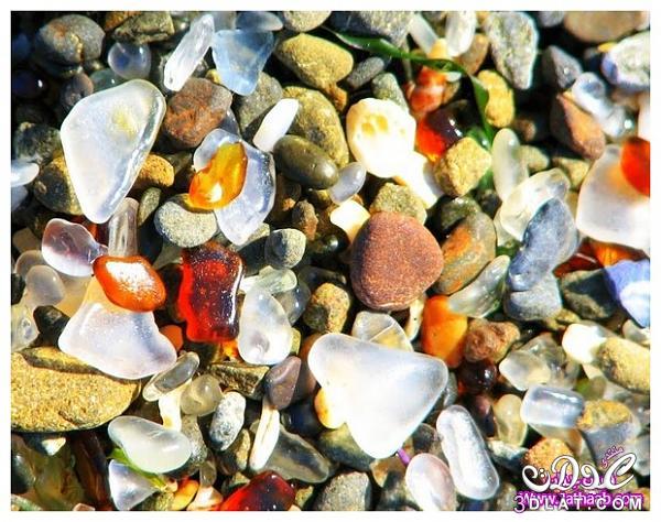 شاطئ من الزجاج في كاليفورنيا , شاطيء الزجاج المميز في كاليفورنيا