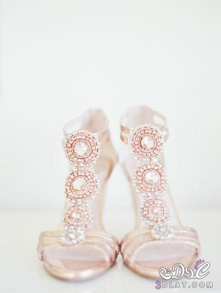 المجوهرات تزيين حذاء زفافك ، احذية زفاف براقة ، حذاء زفاف مرصع بالمجوهرات