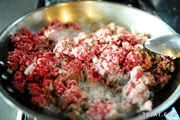 طريقه عمل بوريتو اللحم المفروم بالصور وبالتفصيل ، بوريتو اللحم المفروم الشهى بالصور