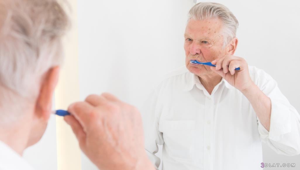 نصائح للحفاظ على شكل الأسنان مع التقدم فى العمر ، طرق المحافظة على الأسنان