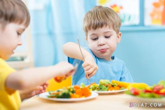 نصائح مفيدة لتقدمي لطفلك الغذاء الصحي المتوازن