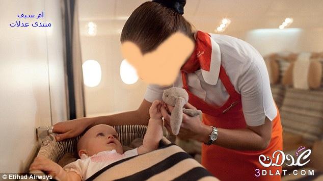 شركة طيران توفر مضيفات متخصصات لخدمة الرضع