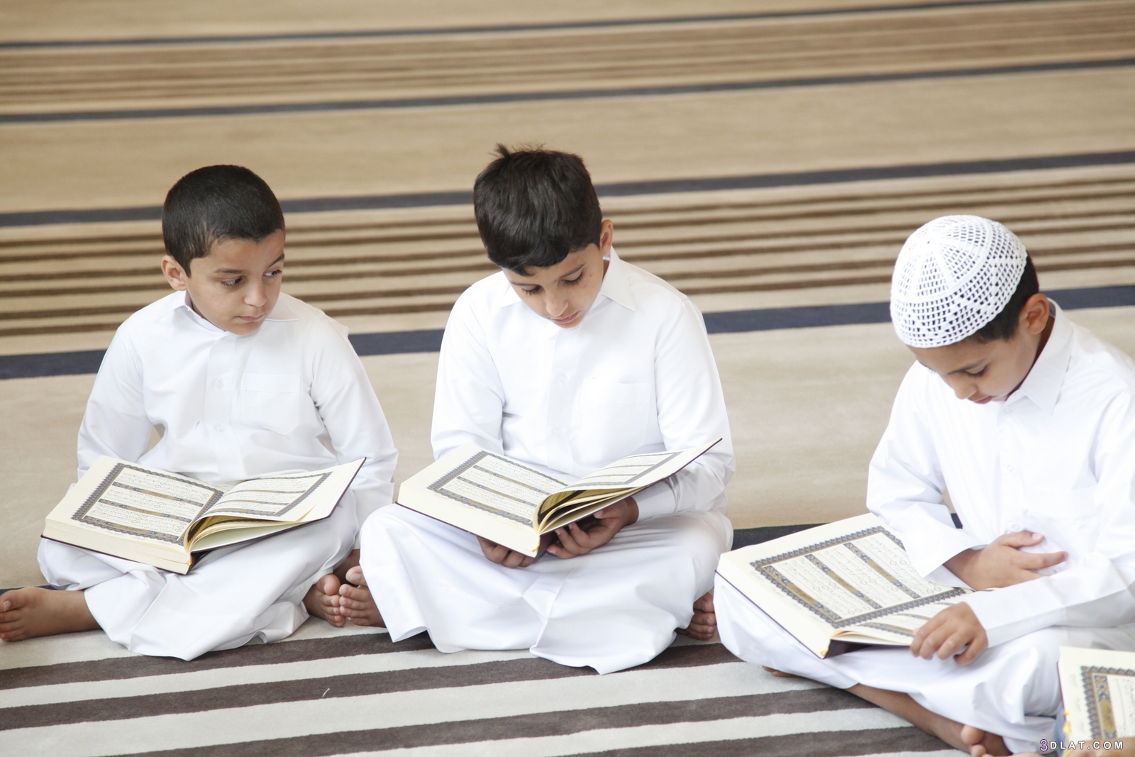 تحفيظ القرآن للأولاد ،وفائدته وعبارات تشجيع لحفظ القران