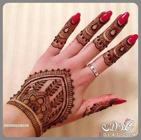 رد: نقشات حناء رائعة للعروس بانامل مغربية,اجمل النقشات الهندية لموسم 2024 بايدي مغربي
