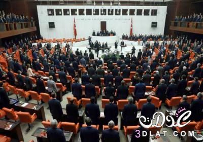 البرلمان التركي يمدد لعام تفويض الجيش التدخل في العراق وسوريا لطرد تنظيم “الدولة الاس