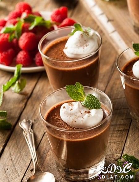 5 وصفات رائعة لسموثي الشوكولاتة , 5 طرق مختلفه لتحضير سموثي الشيكولا اللذيذ للصيف الحار