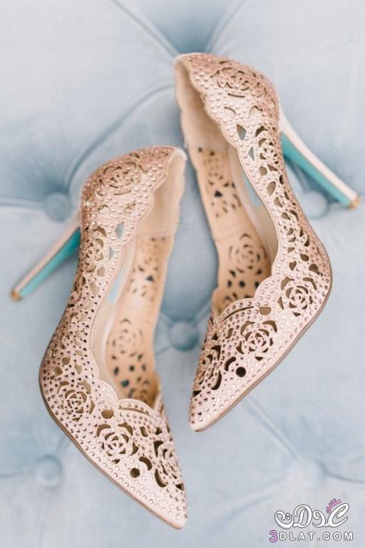 احذية جديدة للعروس2024 احذية مميزة ومرصعة باحجار اللؤلؤ,احذية لعروس2024,احذية رائعة