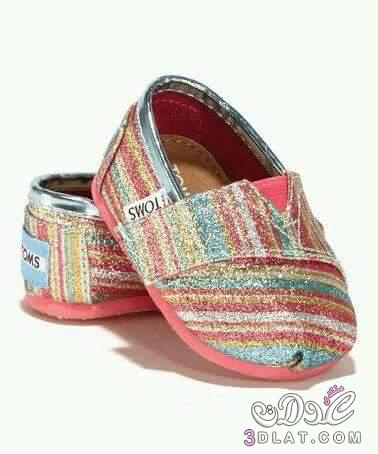 أحذية بألوان براقة للأطفال شوزات جميلة جدا للأطفال الصغار