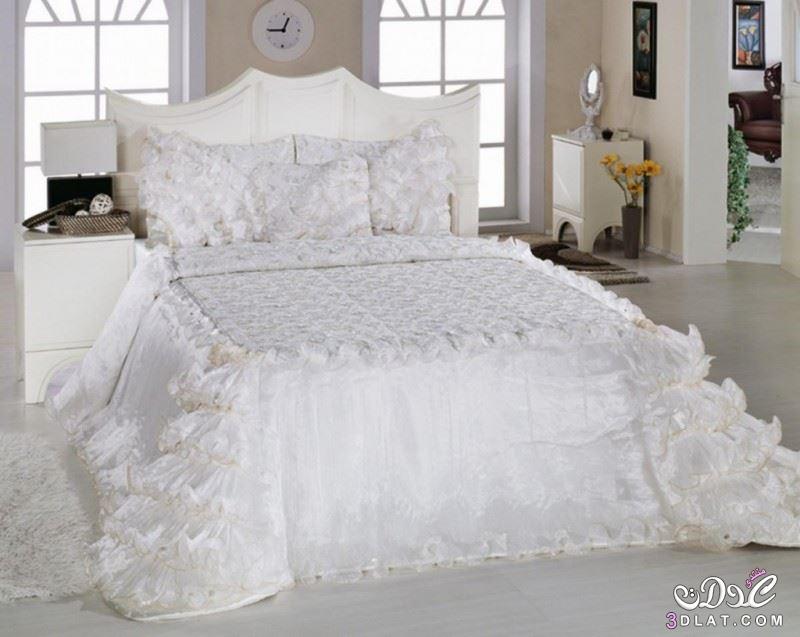 مفارش سرير بيضاء للعروسة..دربيات بيضاء للعروسة..احدث المفارش البيضاء 2024