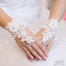 قفازات عروس روعة ، أجمل قفازات للعرائس 2024  قفازات راقية لأحلى عروسة