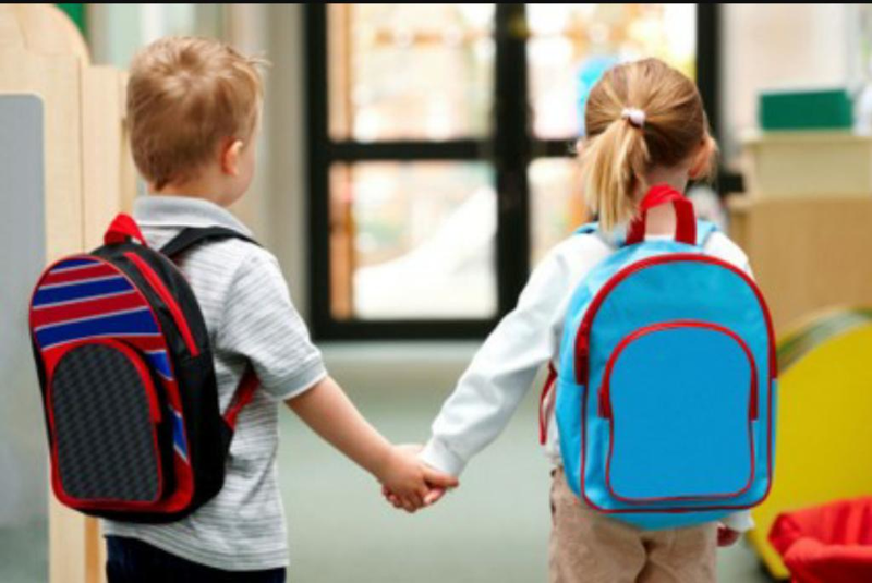 كيف تهدئين من اضطراب طفلك عند العودة إلى المدرسة؟